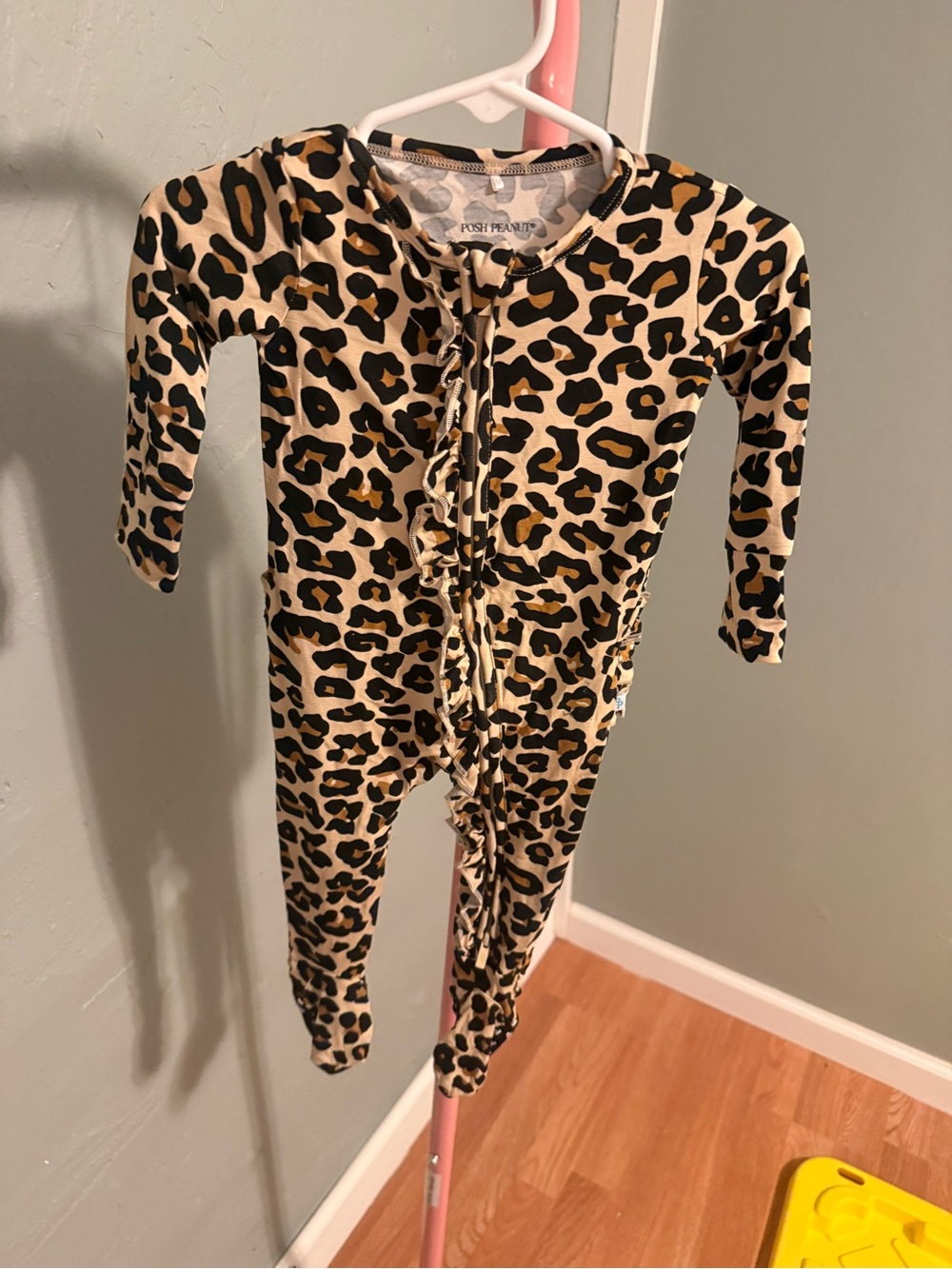 Posh Peanut 3/6 Cheetah Ruffle Footie *New without Tags*